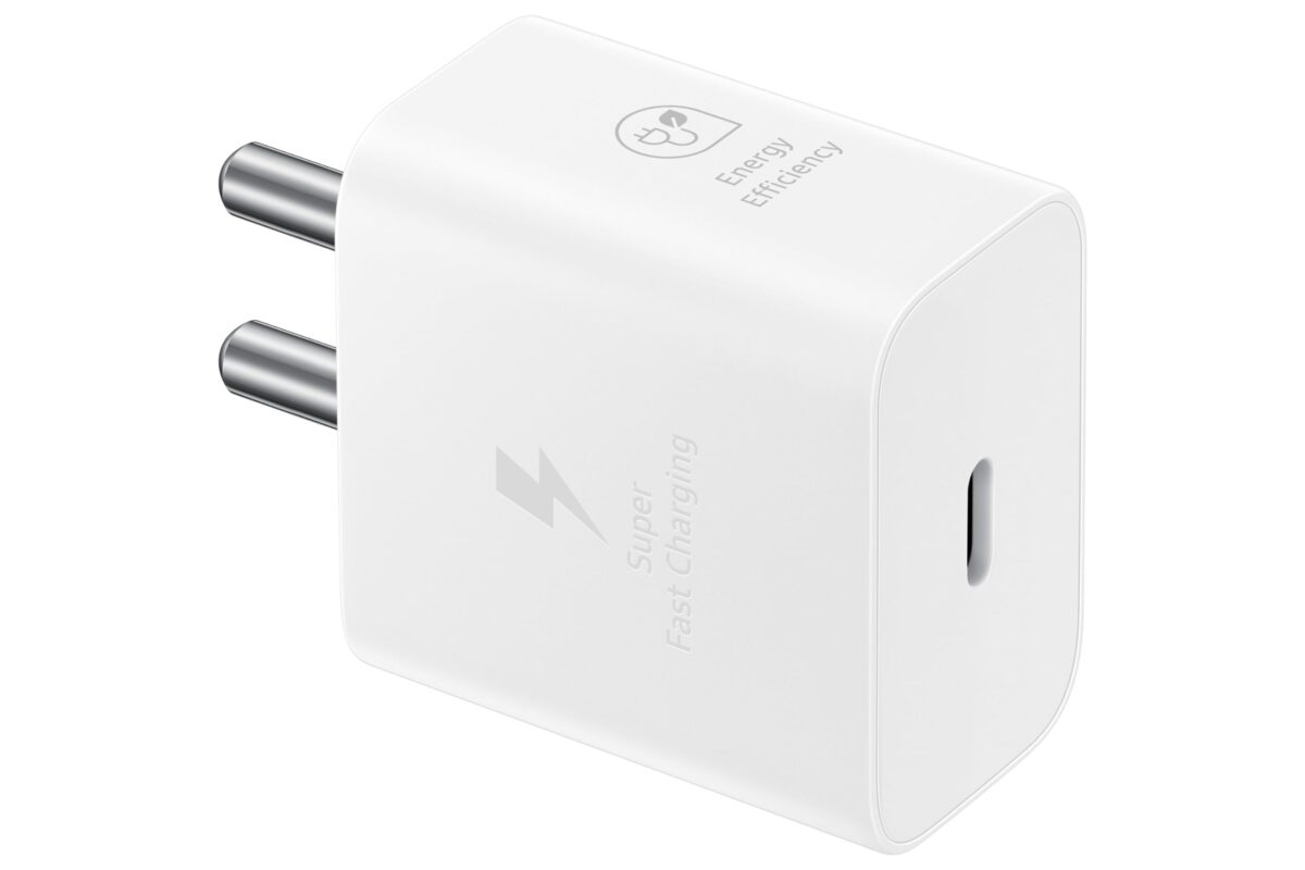white Samsung Original 25W Travel Adapter - Image 1